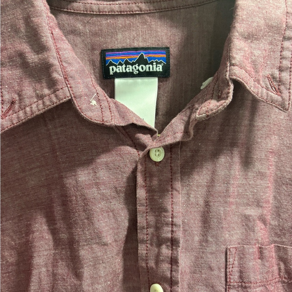 Patagonia Men's Burgundy Button Down Shirt